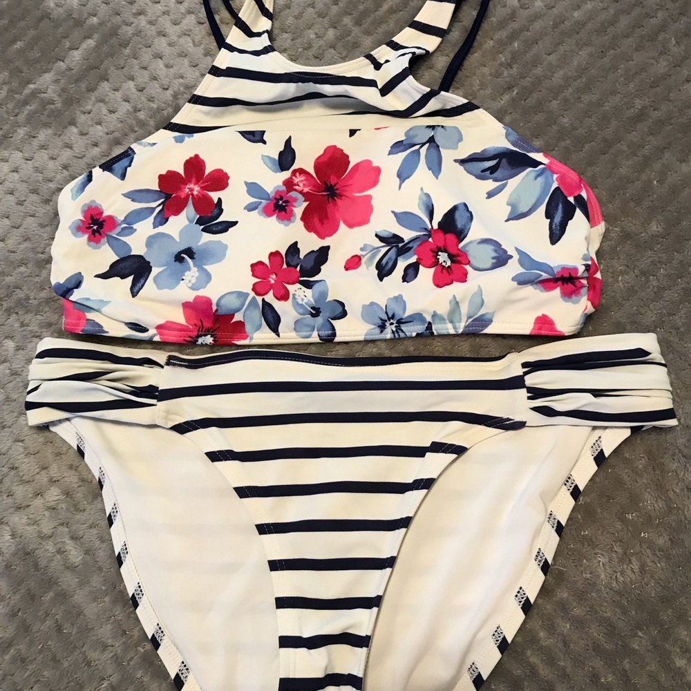 Lands end women’s two piece bathing suit